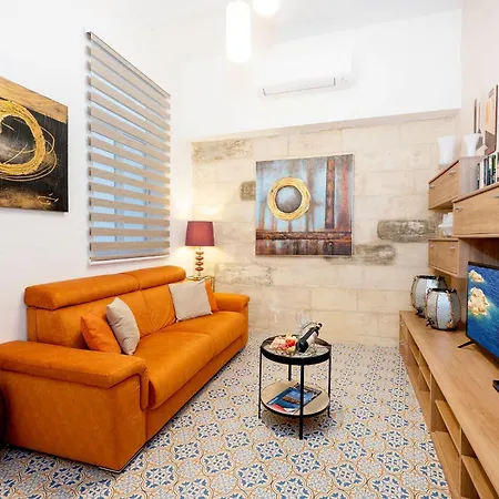 19 Apartment
