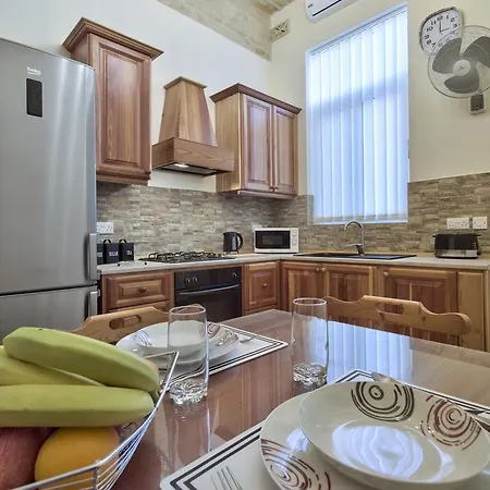 Apartment 19